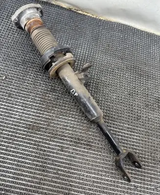 BMW 6 F12 F13 Front shock absorber/damper 6775580