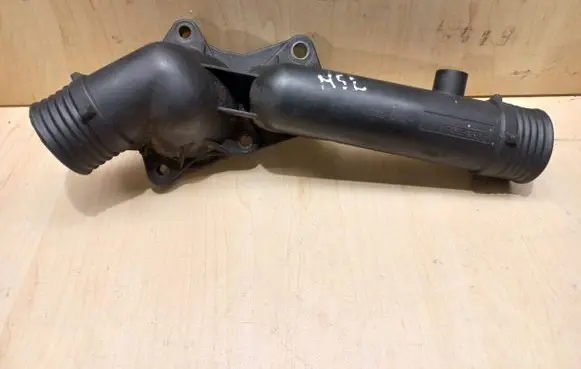 Thermostat/thermostat housing