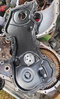 Renault Master III Timing chain cover 