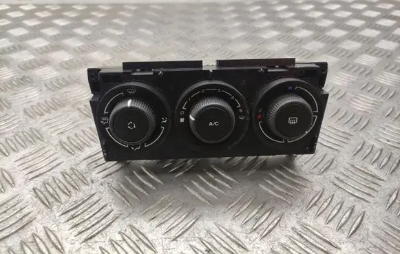 Peugeot 3008 I Climate control unit