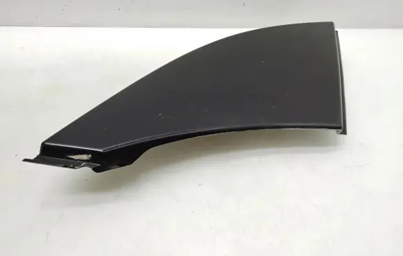 Under headlight/headlamp trim