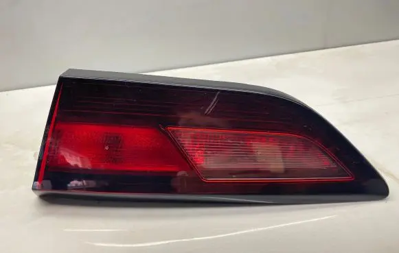 Opel Astra K Tailgate rear/tail lights 39032993 366069842 81390202