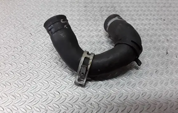 Peugeot 207 Engine coolant pipe/hose