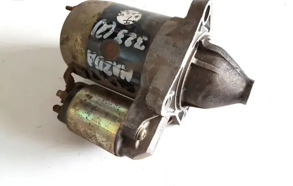 Mazda 323 Starter motor M3T38882