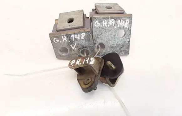 Rear door hinge set