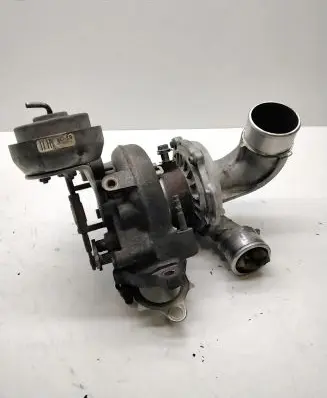 Toyota Avensis T270 Turbo 172010R060 12011701069