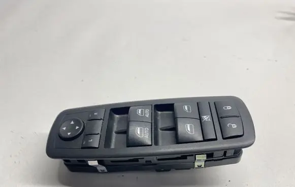 Chrysler Pacifica Electric window control switch 68262253AC