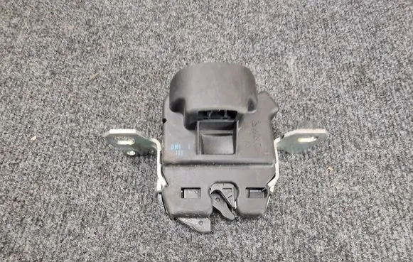 Mercedes-Benz E W238 Seat back rest lock catch 