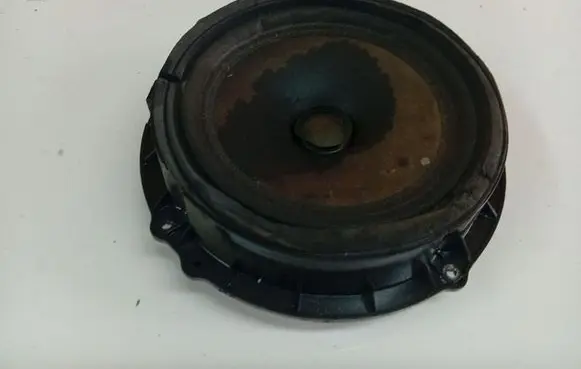 KIA Ceed Front door speaker 963301H000