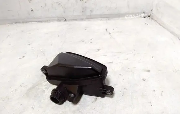 Mercedes-Benz ML W164 Intake resonator A6421400087