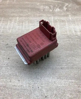 Volkswagen Golf IV Heater blower motor/fan resistor 1J0907521 5DS006467