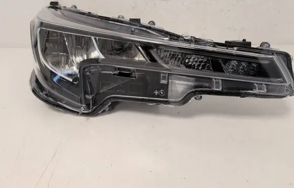 Toyota Corolla E210 E21 Headlight/headlamp 8111002S60