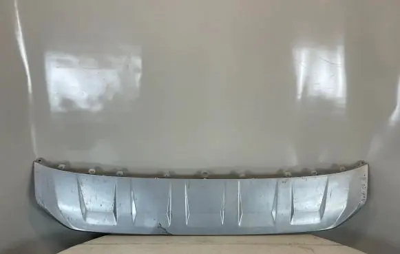 Audi Q7 4M Front bumper lip 4M0807733D