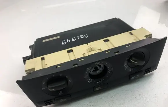 Volvo S40, V40 Climate control unit 863583