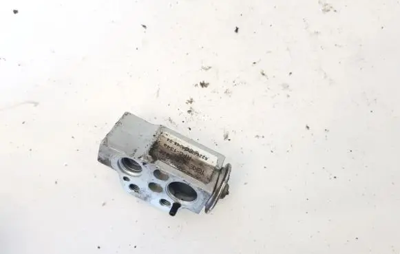 Air conditioning (A/C) expansion valve