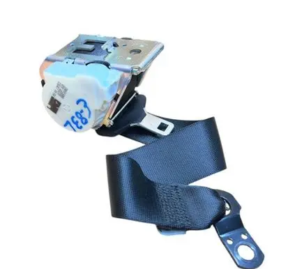BMW X3 E83 Rear seatbelt 3448361