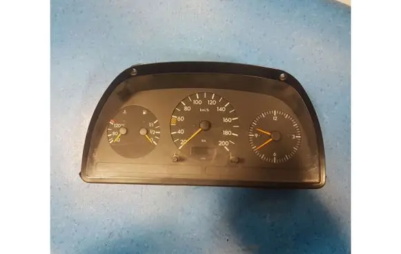 Mercedes-Benz Vito Viano W638 Speedometer (instrument cluster) MB0005428401