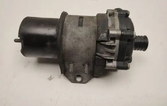 Mercedes-Benz CLS C218 X218 Electric auxiliary coolant/water pump A0005000386
