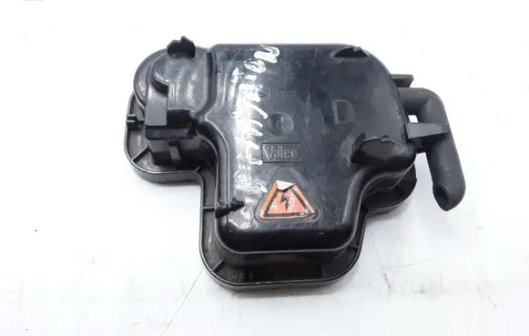 Volkswagen Phaeton Headlight/headlamp dust cover 89027341
