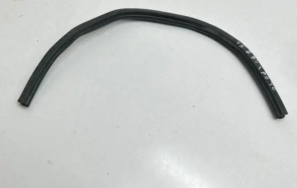 Volkswagen Transporter - Caravelle T5 Engine compartment rubber 7H0819531A