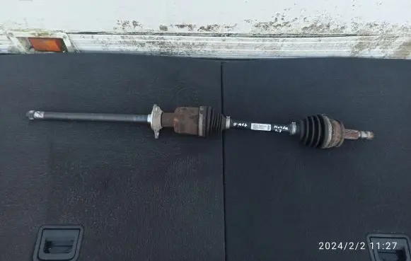 Opel Mokka Front driveshaft 94560851 688279405