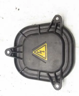 Audi A4 S4 B9 Headlight/headlamp dust cover 1305239349
