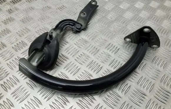Volkswagen PASSAT B7 Tailgate/trunk/boot hinge 3C5827302B