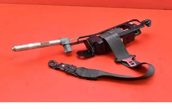Volvo S60 Front seatbelt 8665872
