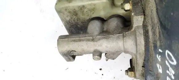 Opel Omega B1 Master brake cylinder 