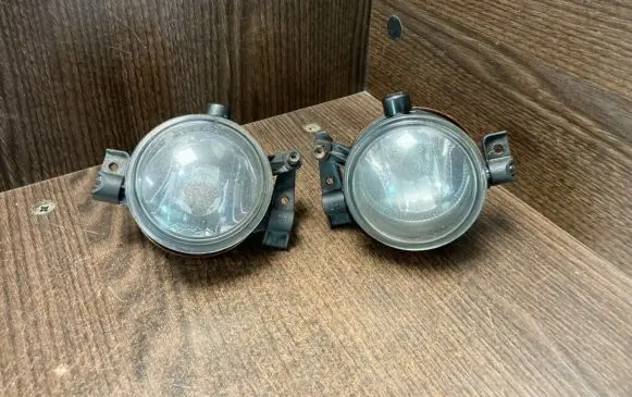 Ford C-MAX I Front fog light 3M5115K201AA 3M5115K201AC