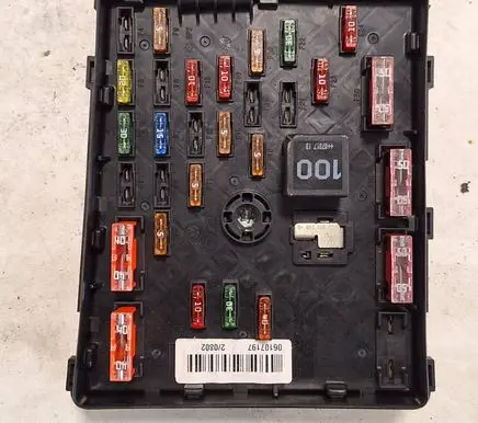 Volkswagen PASSAT B6 Fuse module 3C0937125 63592777