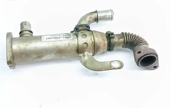 Ford Focus EGR valve cooler 993062H 8653691