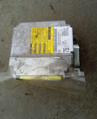 Toyota Tundra I Airbag control unit/module 891700D080