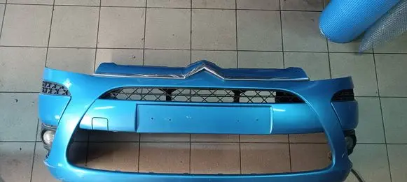 Citroen C4 I Picasso Front bumper 