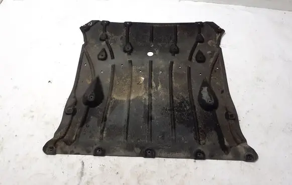 Ford Mach-E I Engine splash shield/under tray LJ9B6B629AB