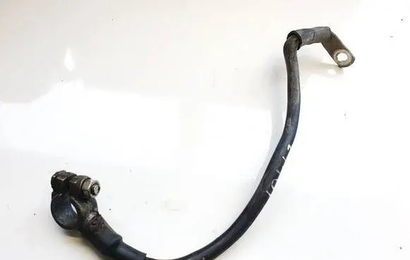 Volkswagen PASSAT B5 Positive cable (battery) 
