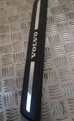 Volvo V50 Front sill trim cover 08622671