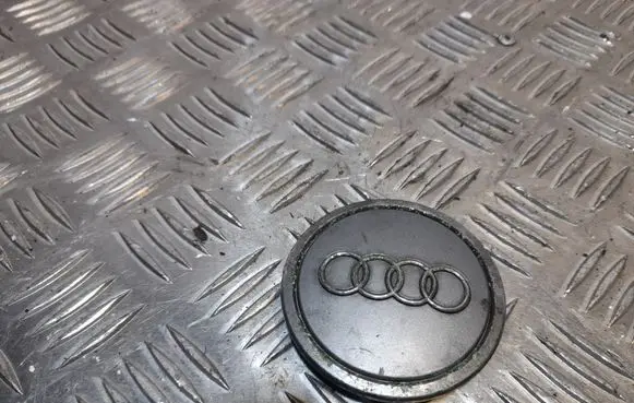 Audi A6 S6 C7 4G Original wheel cap 4B0601170A