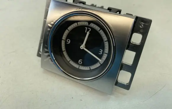 Volkswagen PASSAT CC Clock 3C8919204A 23581661 2358166