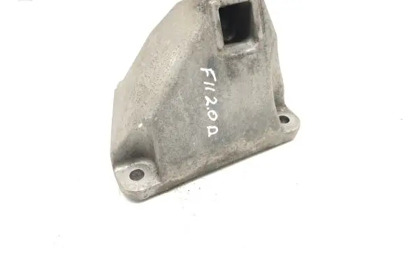BMW 5 F10 F11 Engine mounting bracket 6795958 6781242