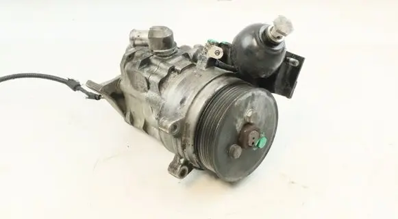 BMW 6 E63 E64 Power steering pump 6767243 32416767243