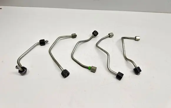 Citroen C4 II Picasso Fuel injector supply line/pipe 
