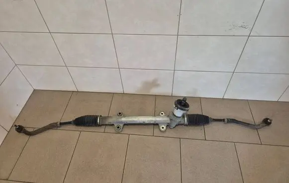 Hyundai i40 Steering rack 565003Z100