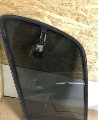 Ford Galaxy Rear side window 43R001100