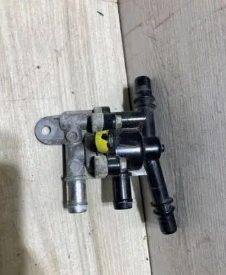 Mitsubishi Outlander Gearbox / Transmission oil cooler 