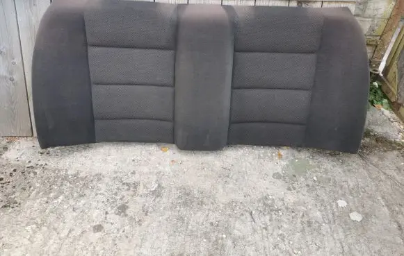 Rear seat