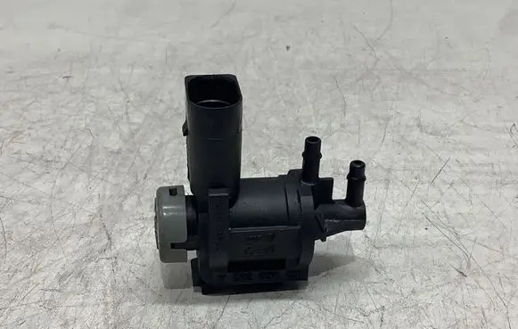 Vacuum valve
