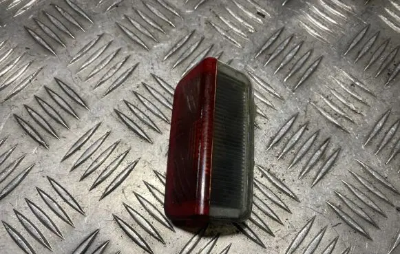 Audi A4 S4 B7 8E 8H Rear door interior light 4B9947113
