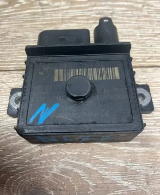 BMW 7 F01 F02 F03 F04 Glow plug pre-heat relay 780015605 0522140102 000407825