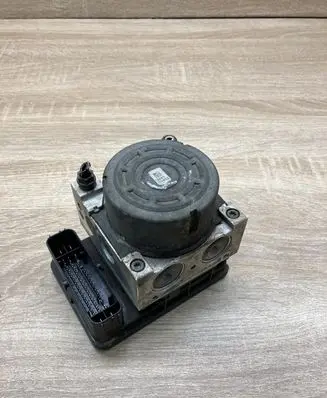 Volkswagen PASSAT B8 ABS Pump 3Q0907379AB 3Q0614517AB